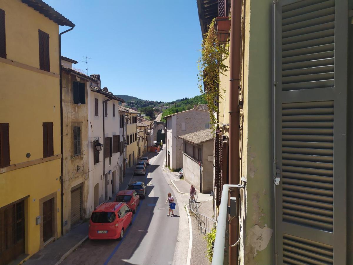 Casa Di Massimo Lejlighed Spoleto Eksteriør billede