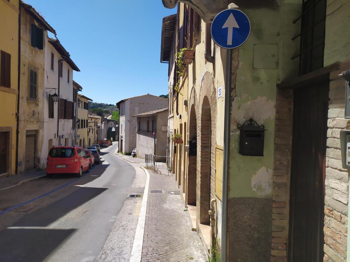 Casa Di Massimo Lejlighed Spoleto Eksteriør billede
